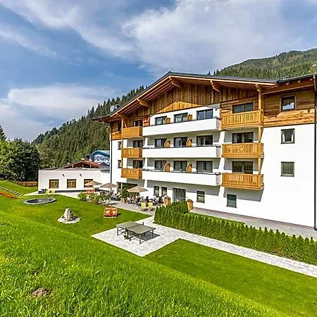 Ofentuerl Alpine Living 4* Φλαχάου