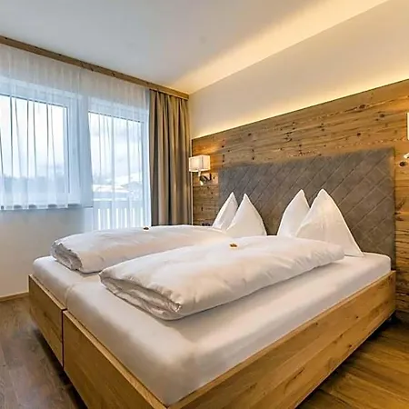 Ofentuerl Alpine Living Aparthotel Flachau