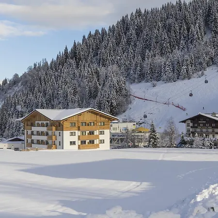 Aparthotel Ofentuerl Alpine Living Flachau