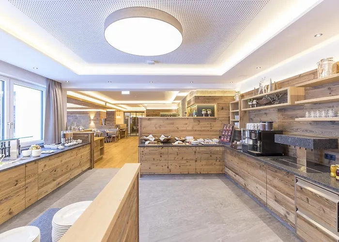 Ofentuerl Alpine Living 4*