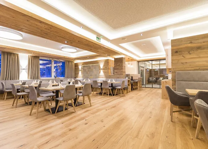 Ofentuerl Alpine Living Flachau