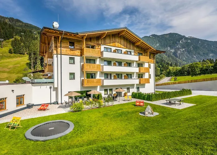 Ofentuerl Alpine Living Flachau
